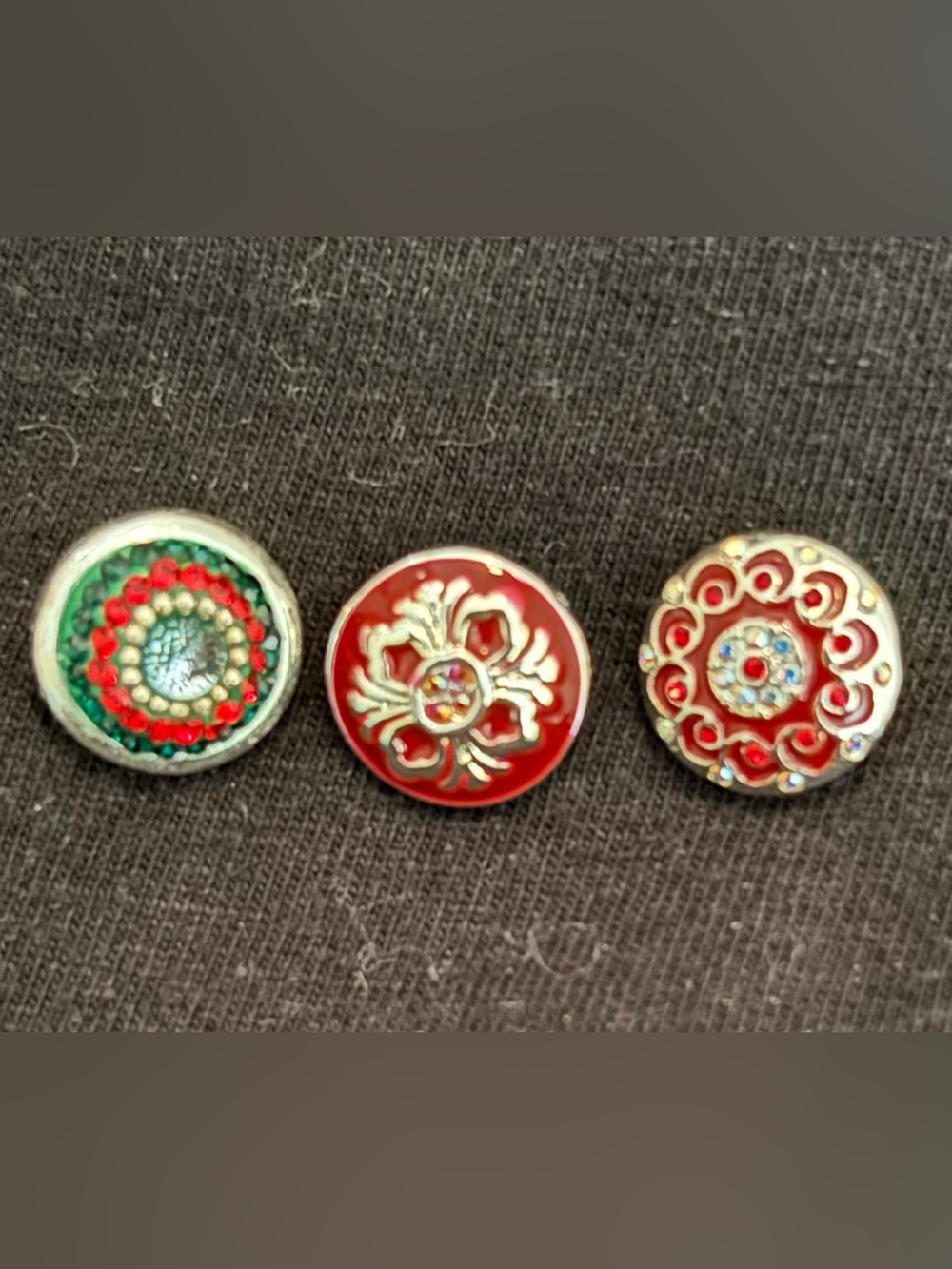 Set of 3 Decorative Red and Green Enamel Snap Buttons
